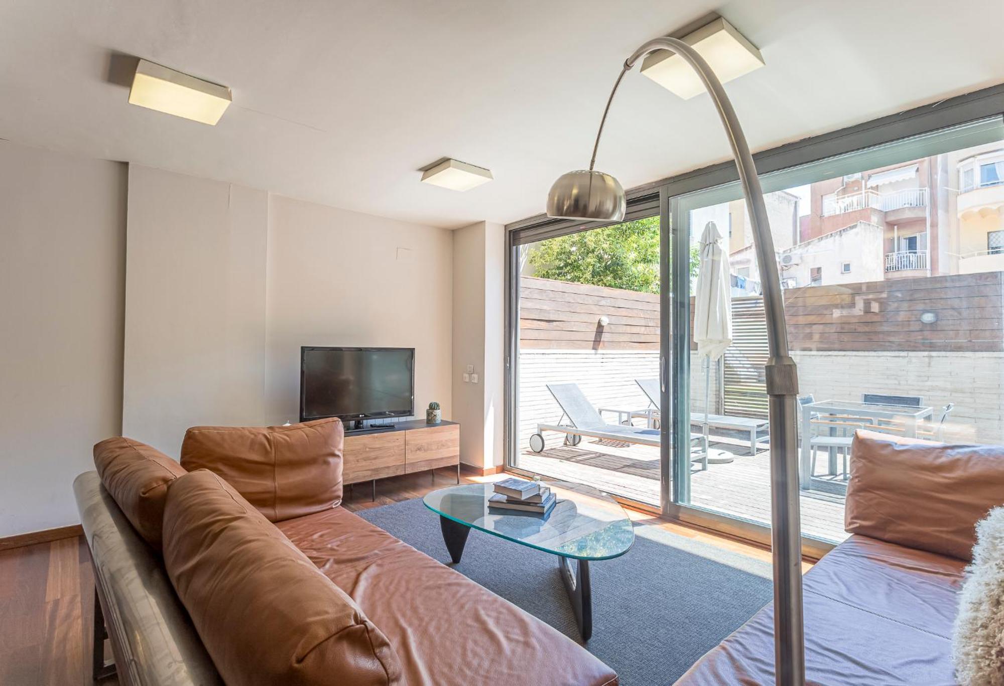My Space Barcelona Pool Garden Apartments — Photos 3